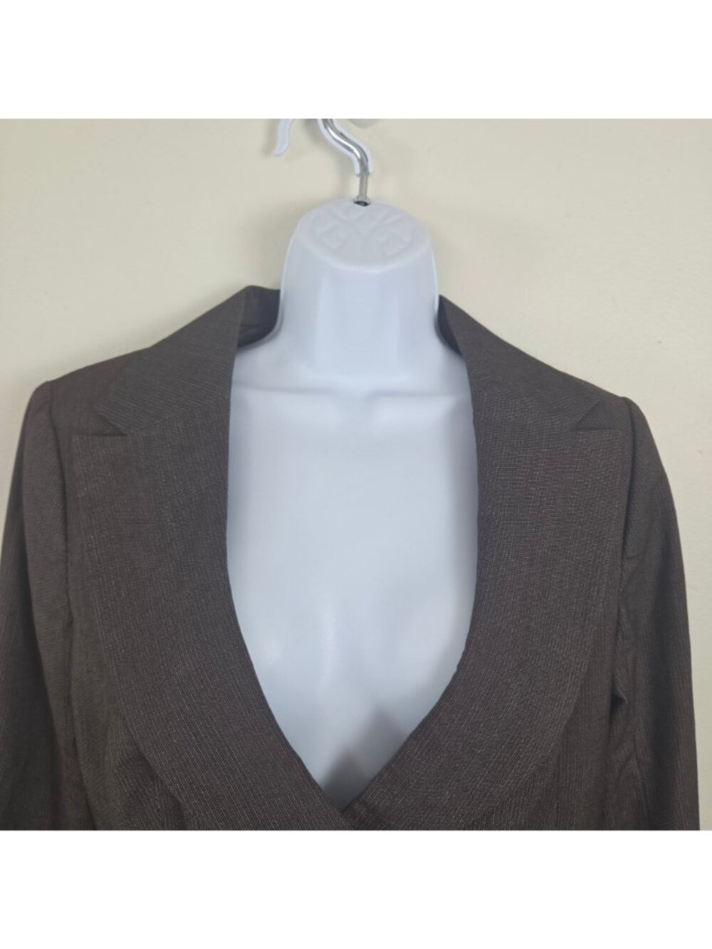 The Limited Womens Brown Pinstripe 2-Piece Suit Jacket & Cassidy Fit Pants Size - Picture 7 of 15